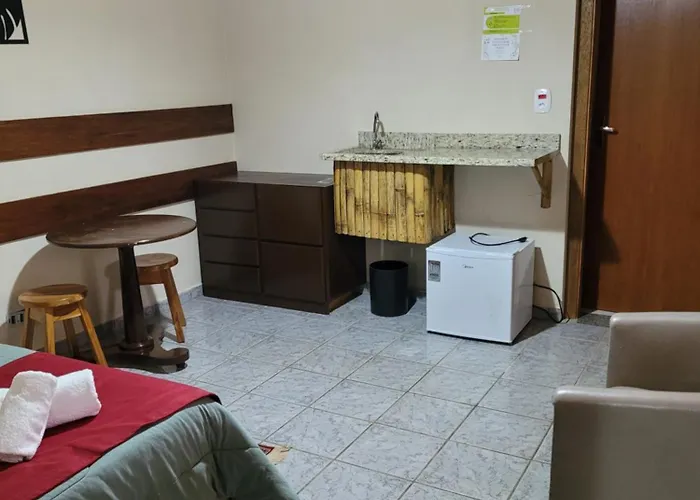  Pousada Realeza Atibaia